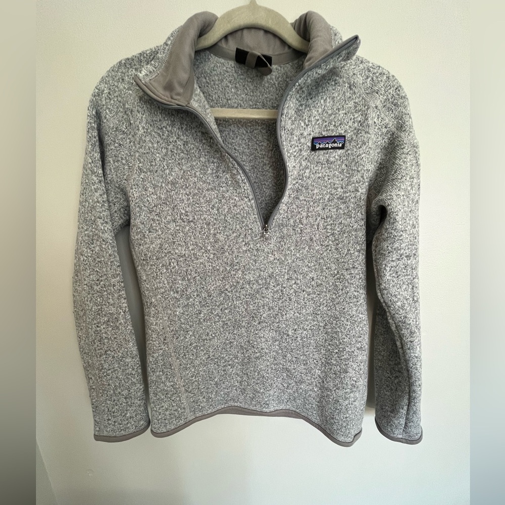 Patagonia Fleece 3/4 zip pullovers size Small.